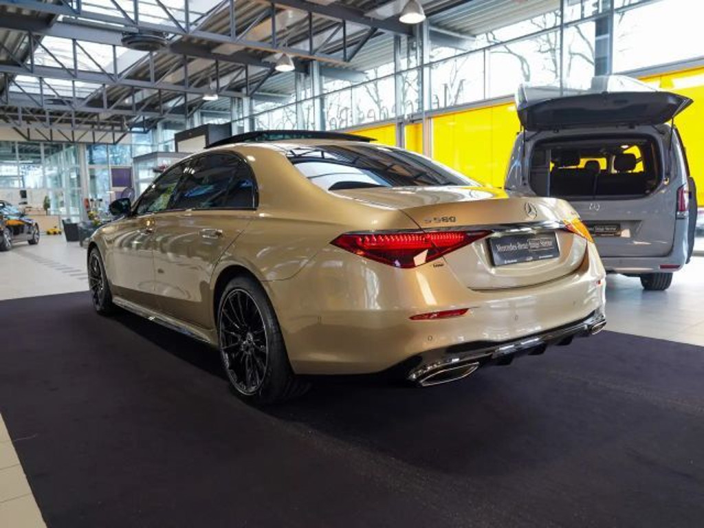 Mercedes-Benz S-Klasse