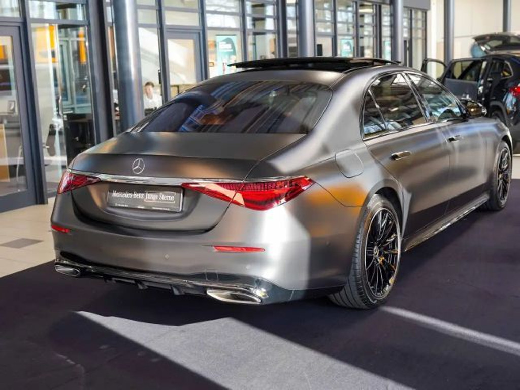 Mercedes-Benz S-Klasse