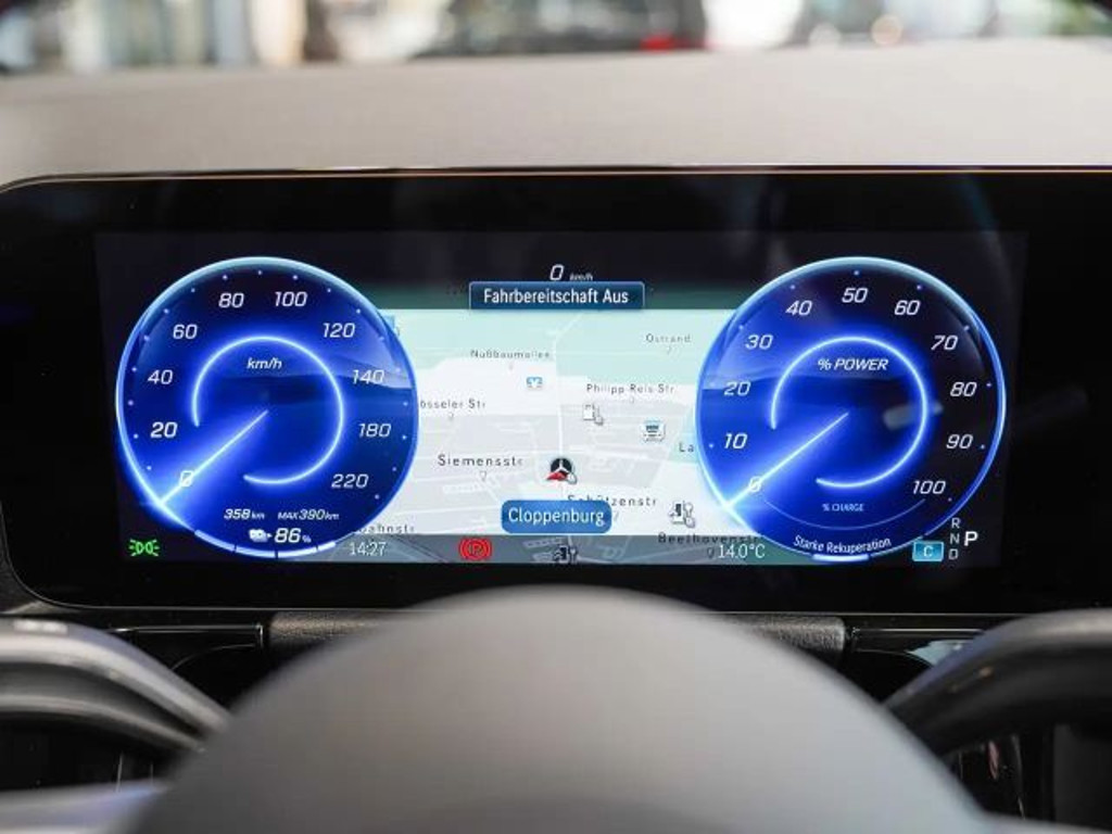 Mercedes-Benz EQA