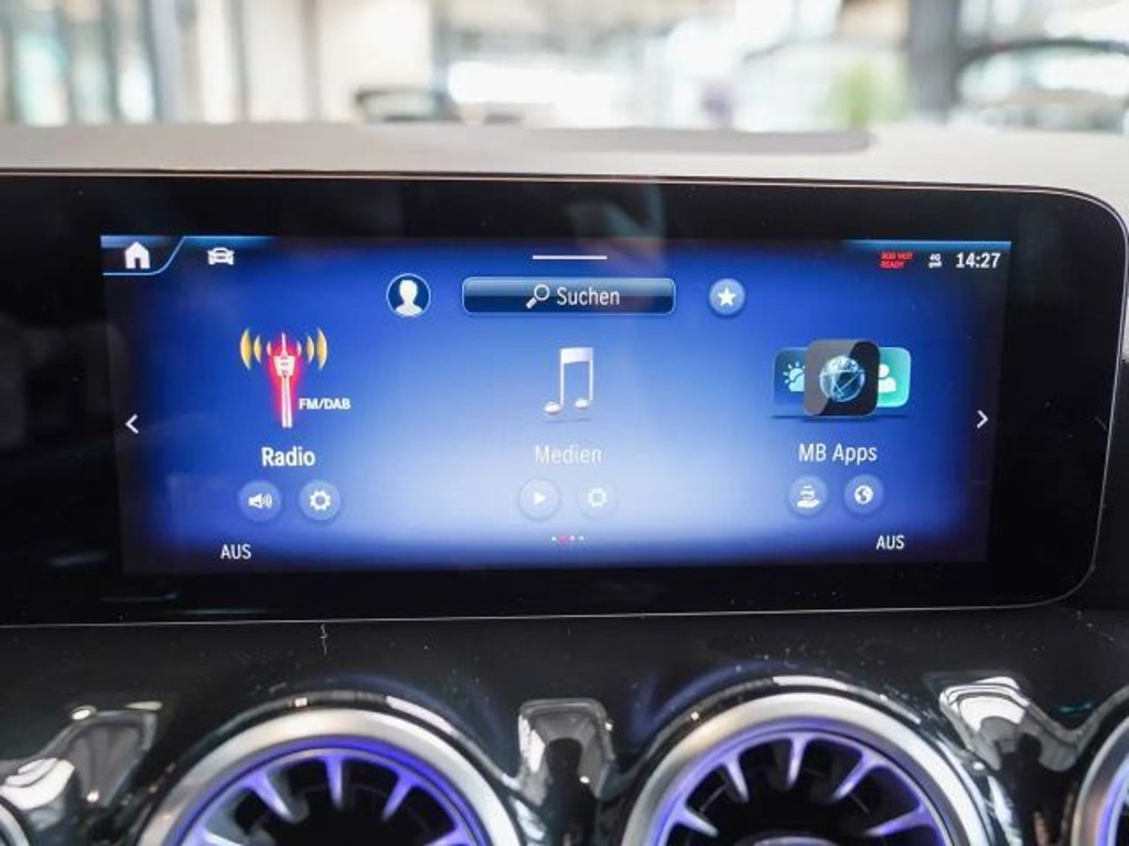 Mercedes-Benz EQA