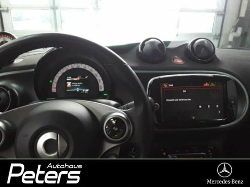 Smart EQ forfour