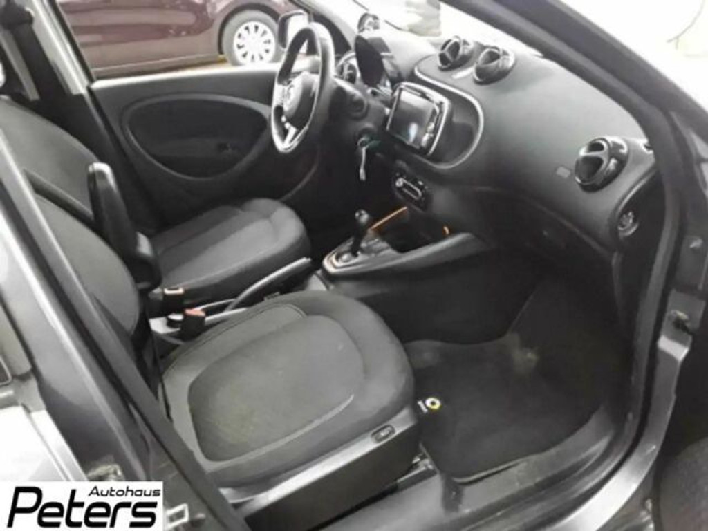 Smart EQ forfour