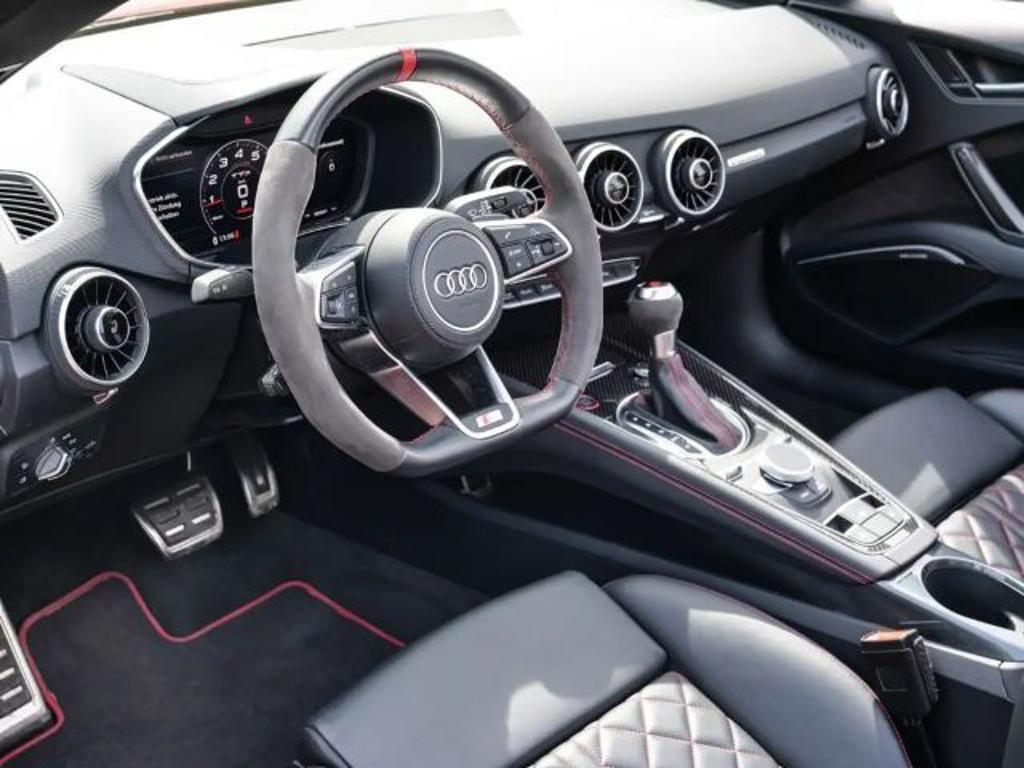 Audi TTS