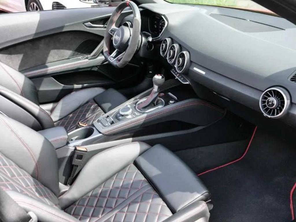 Audi TTS