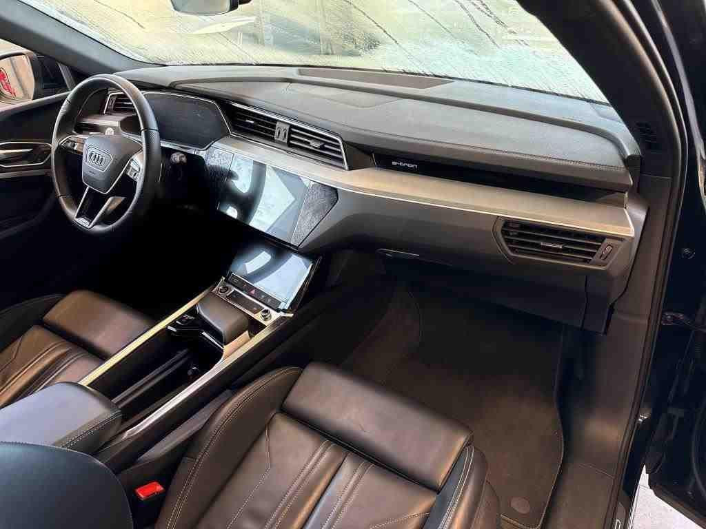 Audi e-tron