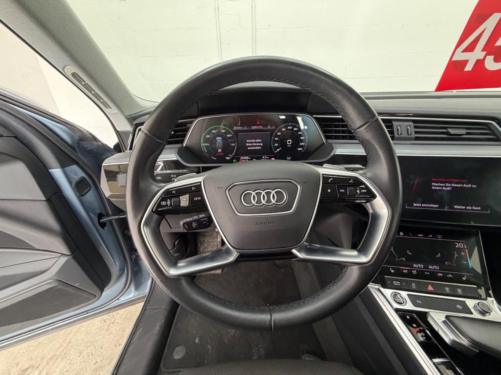 Audi e-tron