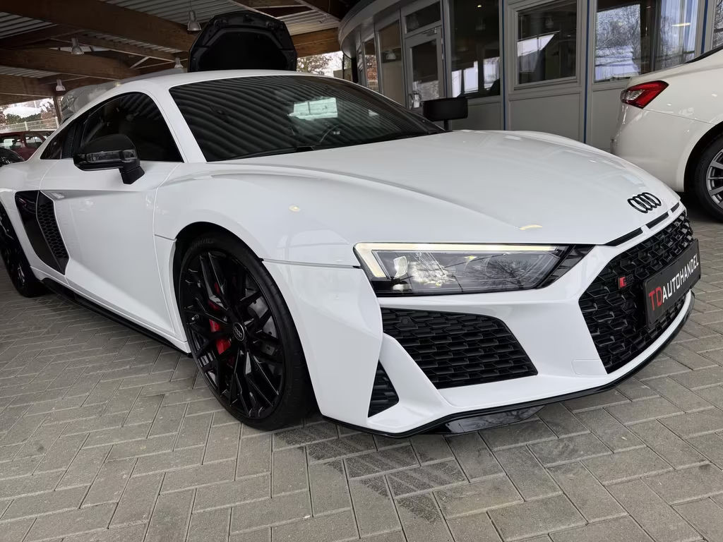 Audi R8