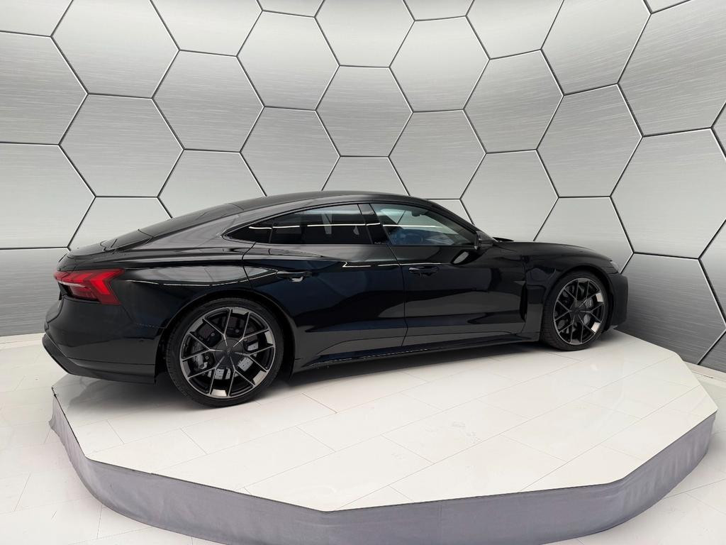 Audi RS e-tron GT