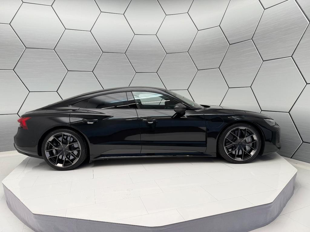 Audi RS e-tron GT