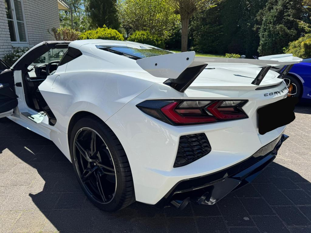 Corvette C8