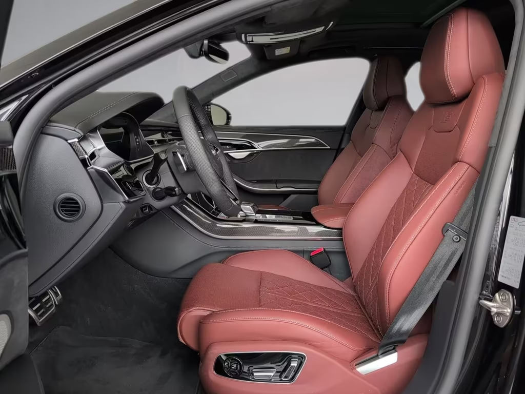 Audi S8