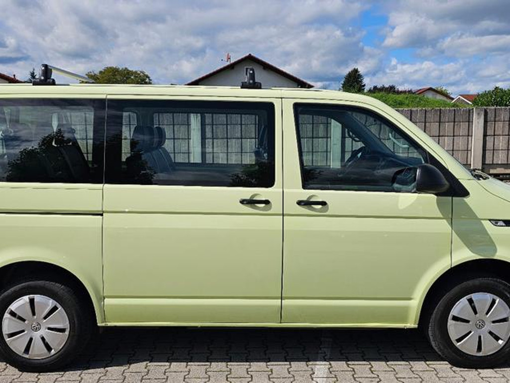Volkswagen Caravelle