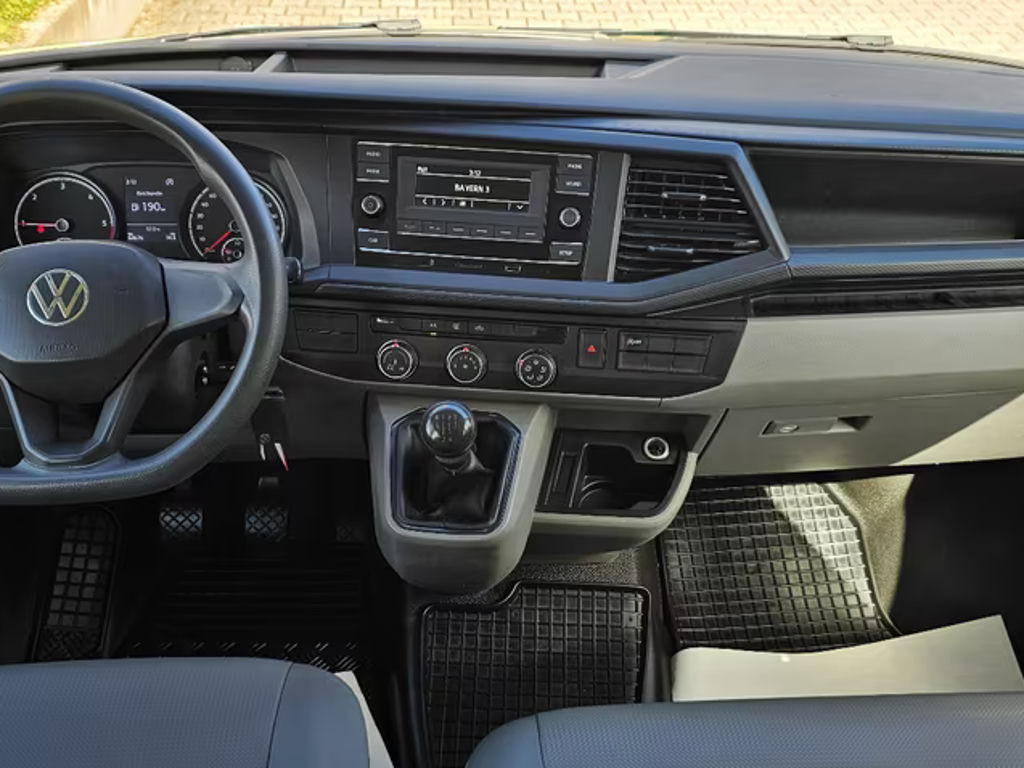 Volkswagen Caravelle