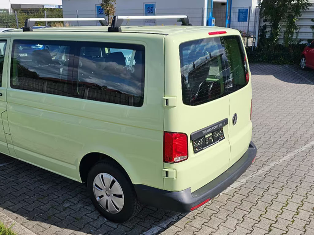 Volkswagen Caravelle