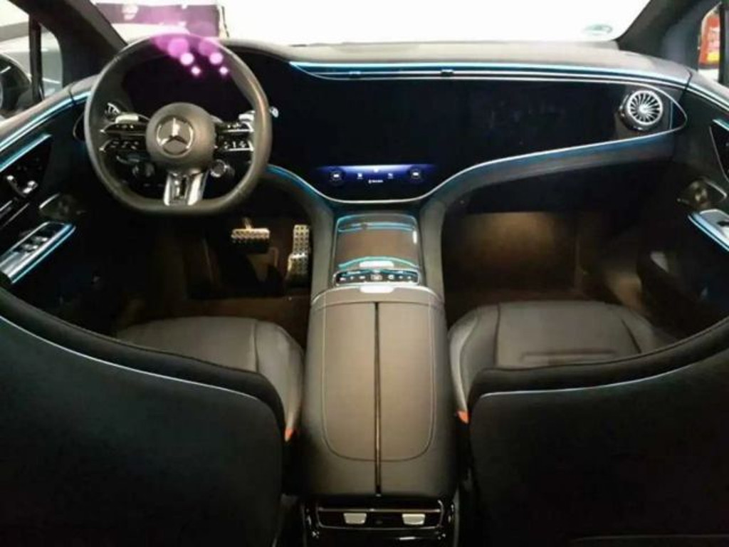 Mercedes-Benz EQE