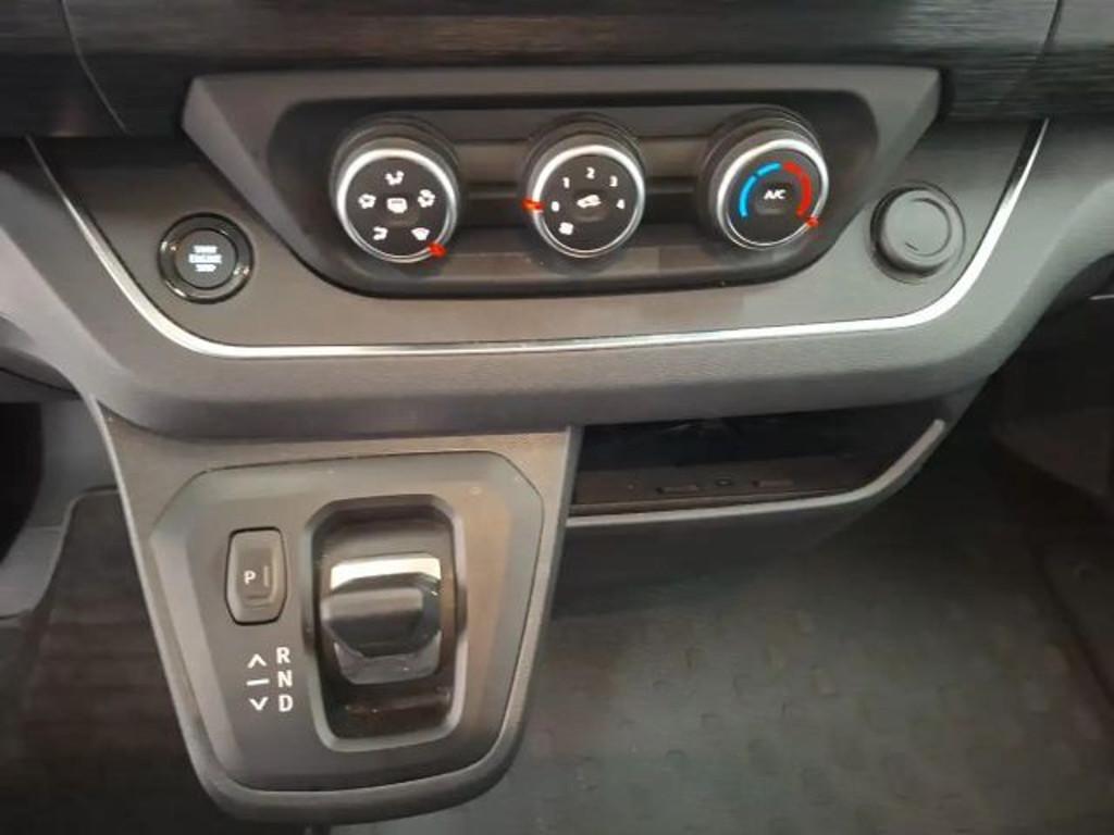 Nissan Primastar