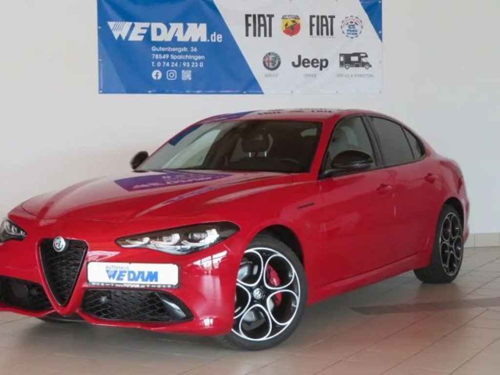 Alfa Romeo Giulia 2023 Benzine