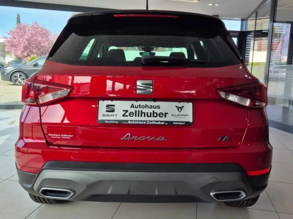 Seat Arona