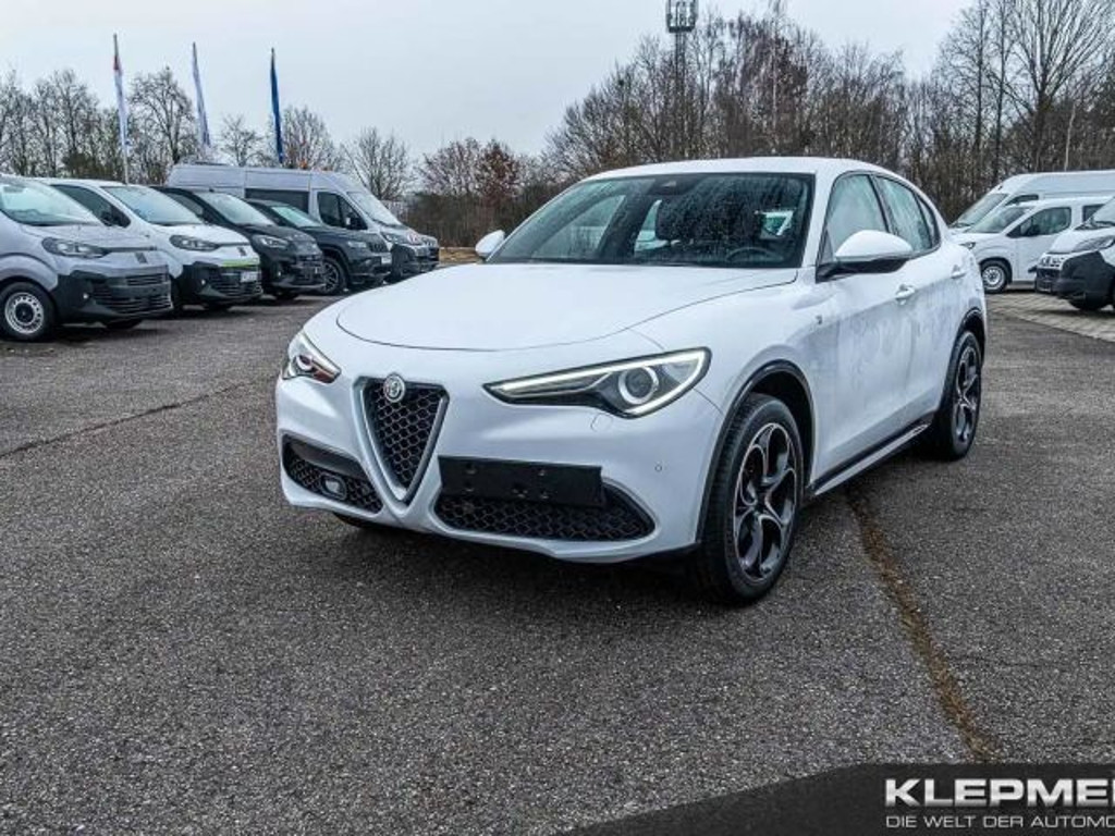 Alfa Romeo Stelvio 2022 Benzine