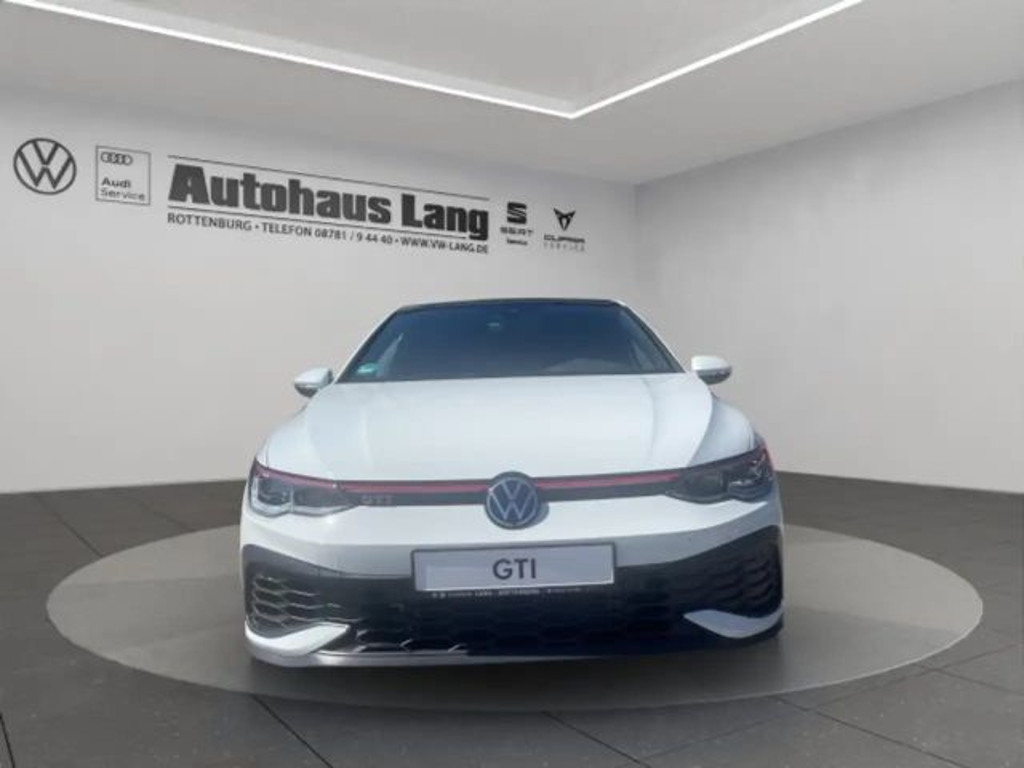 Volkswagen Golf 2022 Benzine
