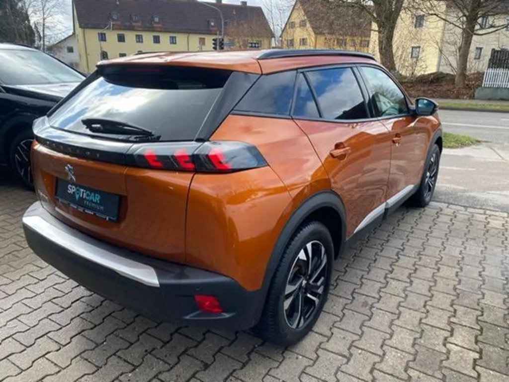 Peugeot e-2008