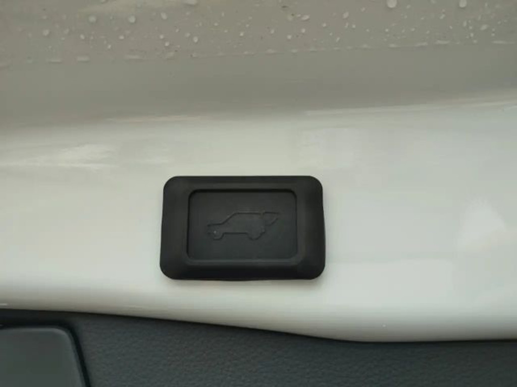 Suzuki Across