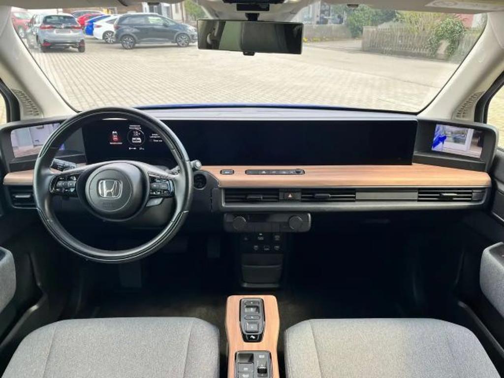 Honda e