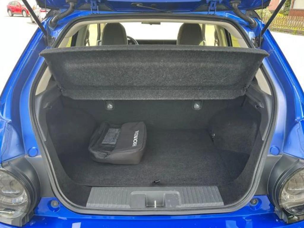Honda e