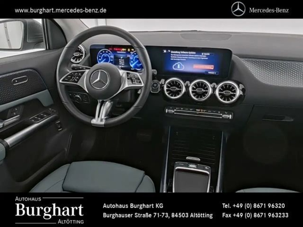 Mercedes-Benz EQA