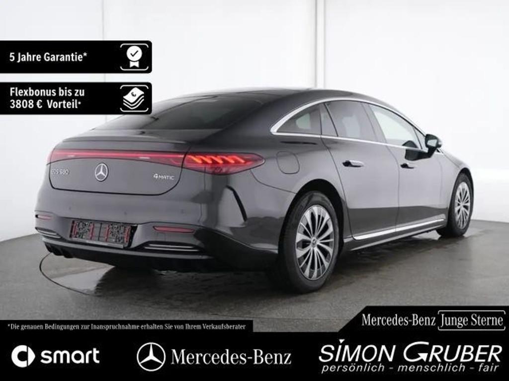 Mercedes-Benz EQS