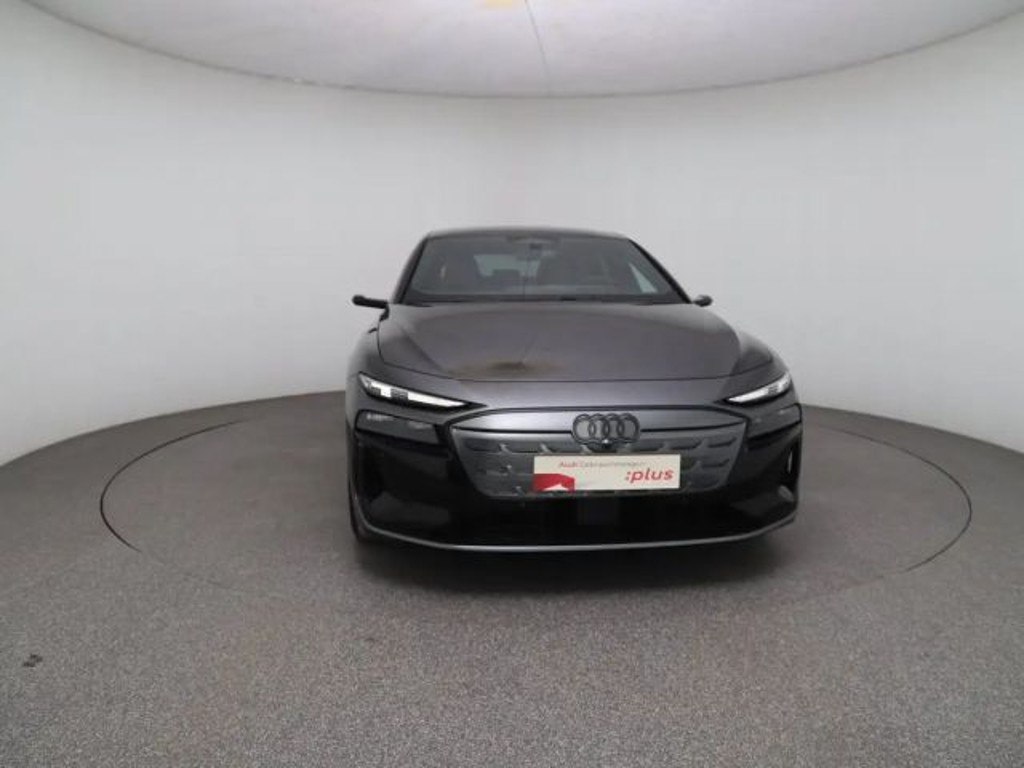 Audi S6 e-tron