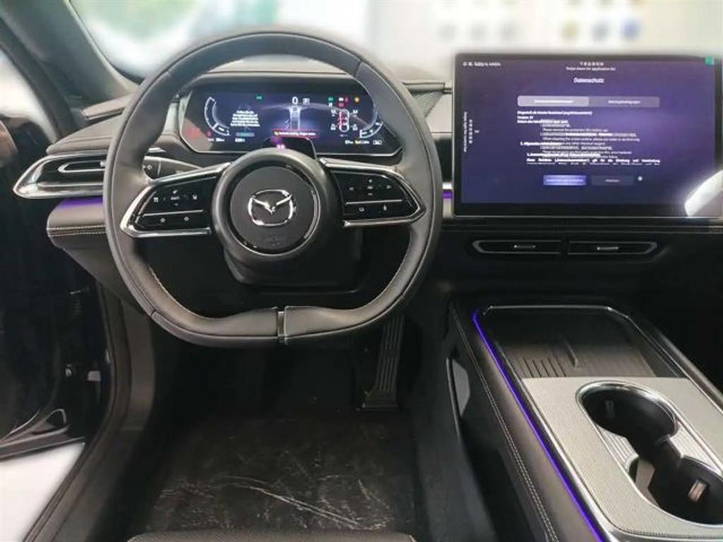 Mazda 6e