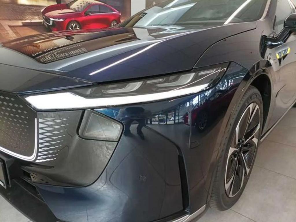 Mazda 6e
