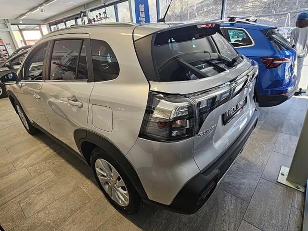 Suzuki S-Cross