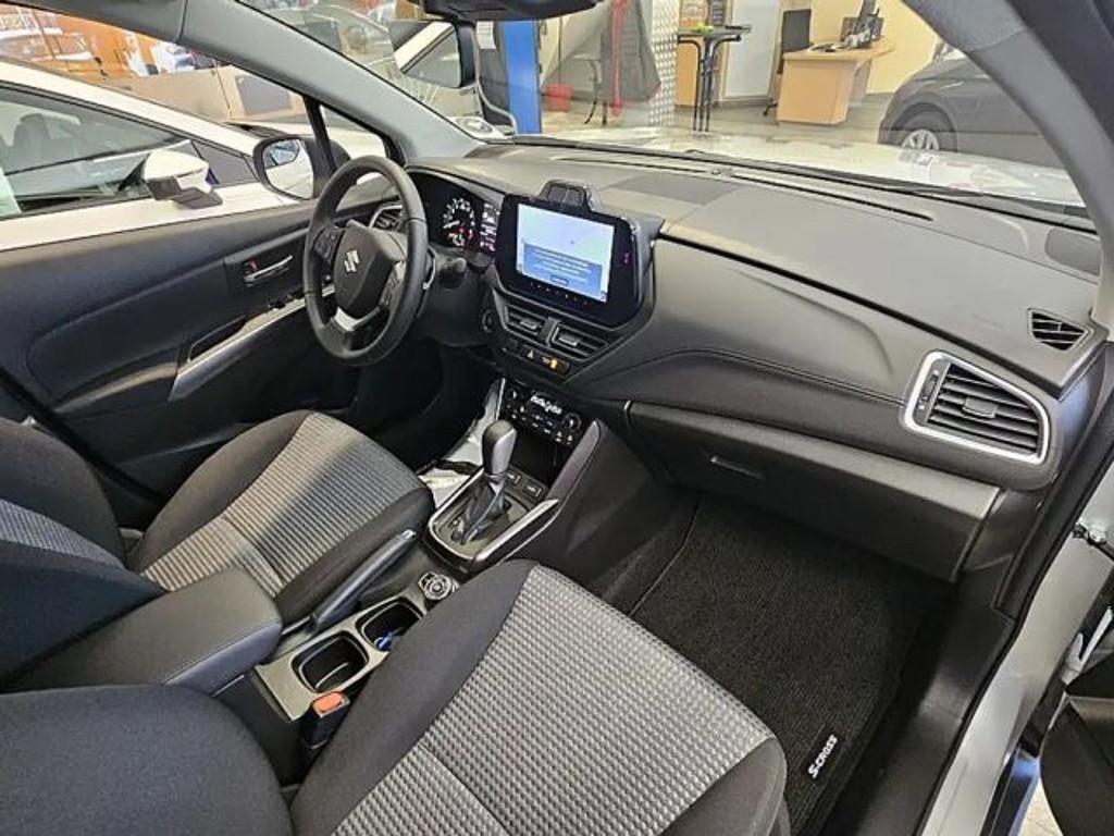 Suzuki S-Cross