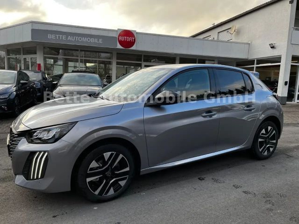 Peugeot e-208