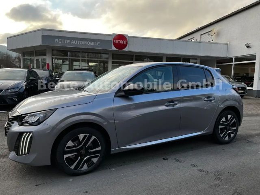 Peugeot e-208