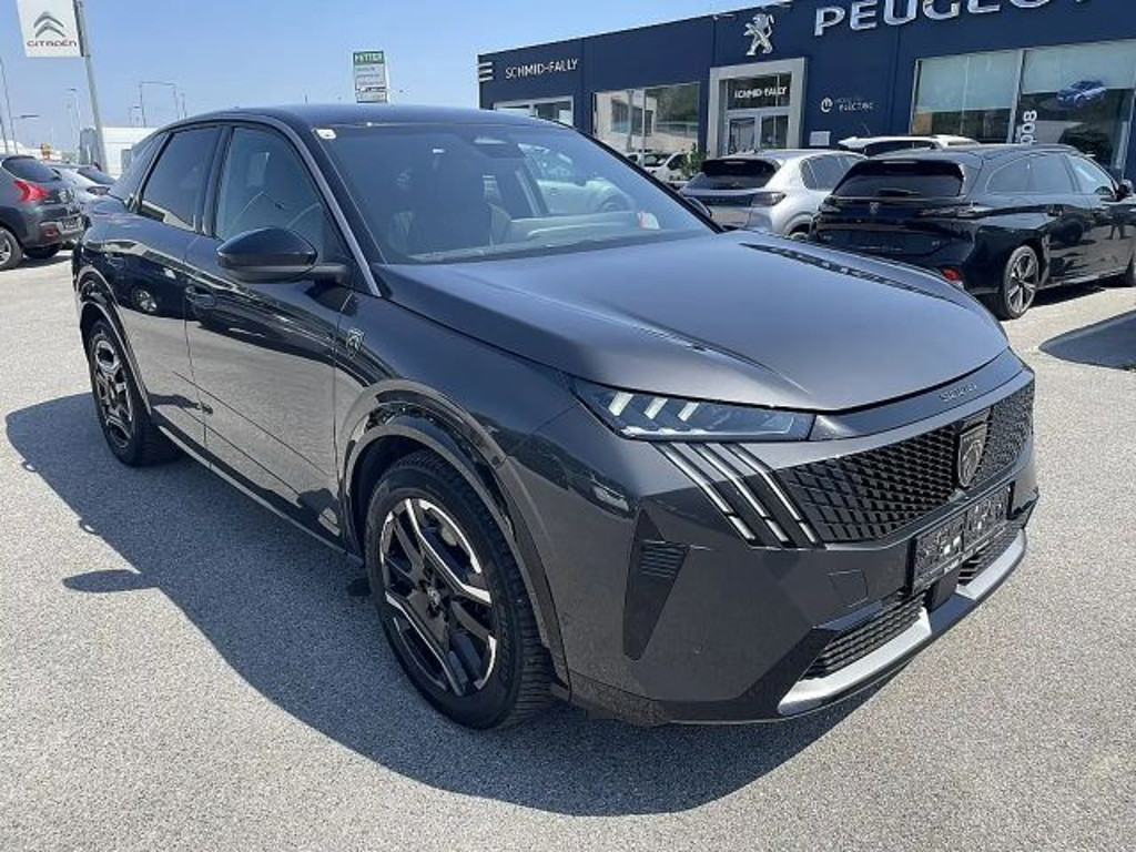 Peugeot E-3008