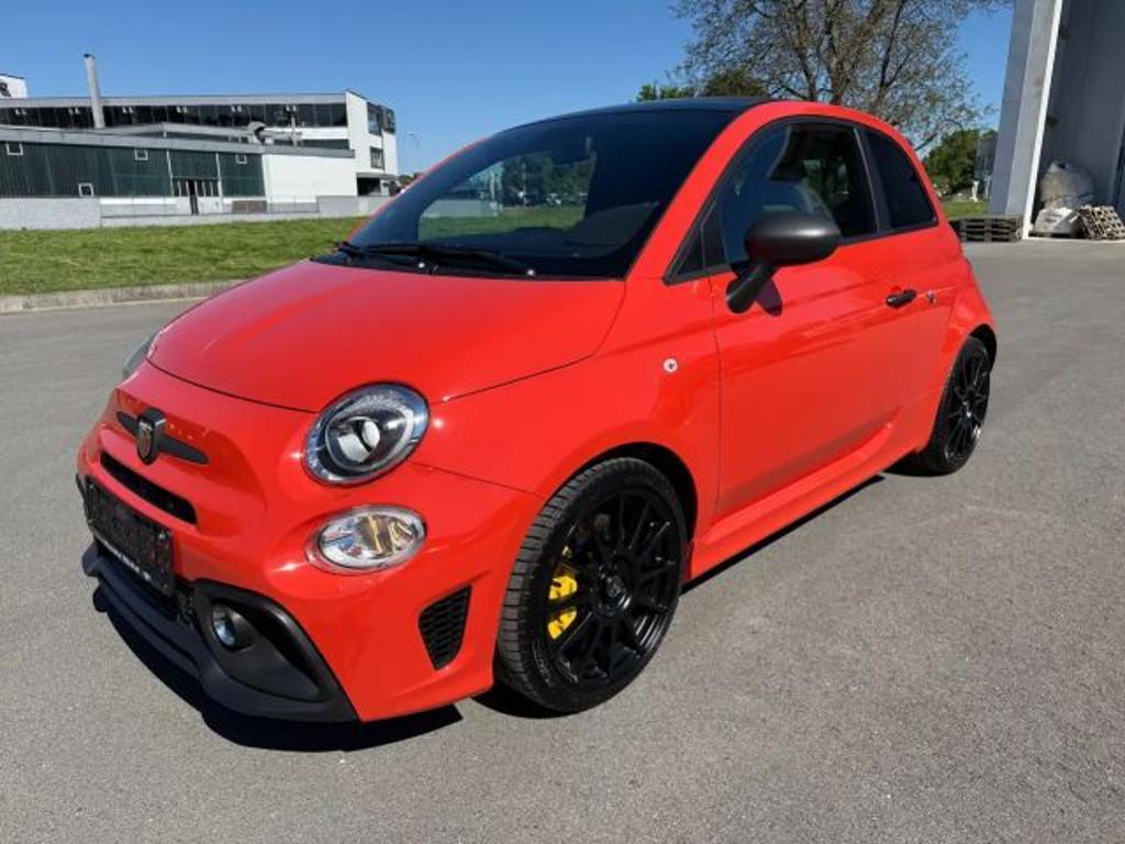 Abarth 695 2024 Benzine