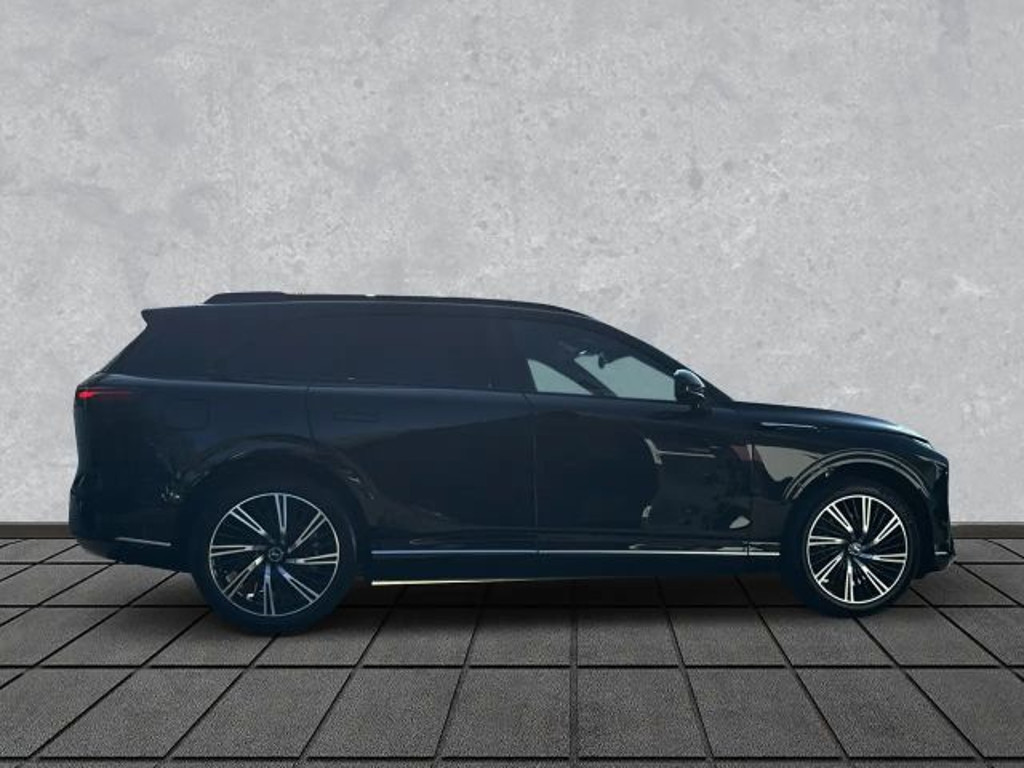 Xpeng G9