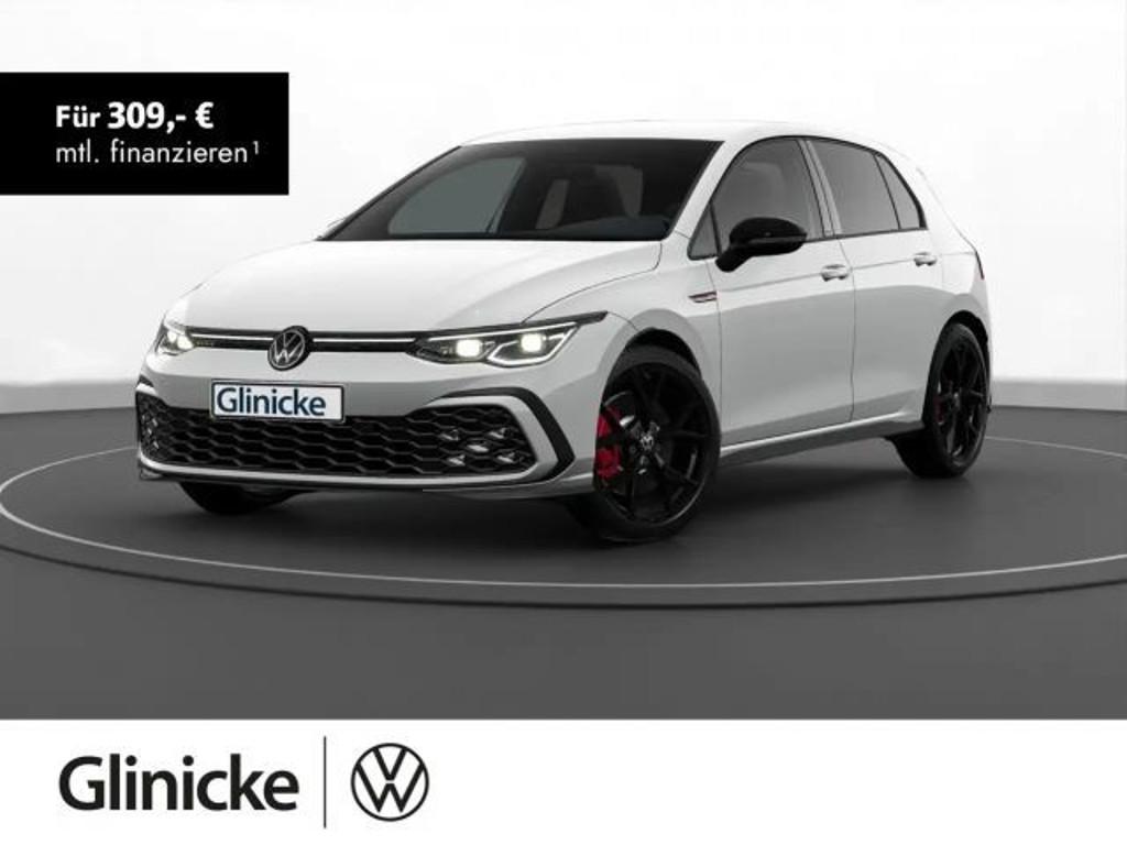 Volkswagen Golf 2024 Benzine