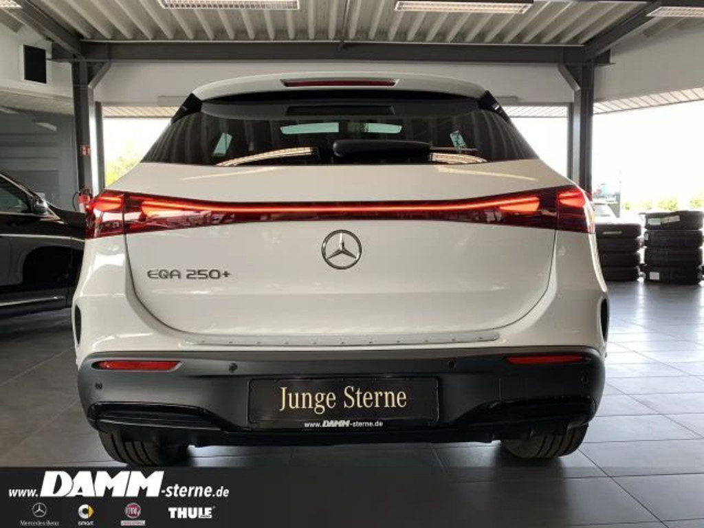 Mercedes-Benz EQA