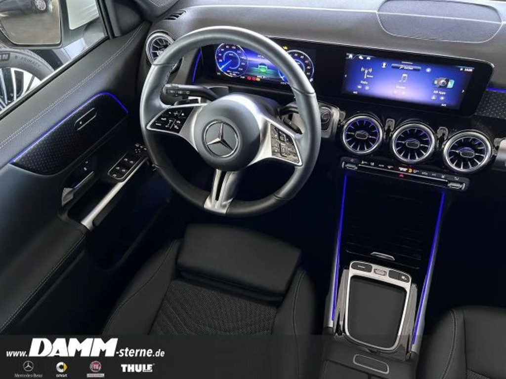 Mercedes-Benz EQB