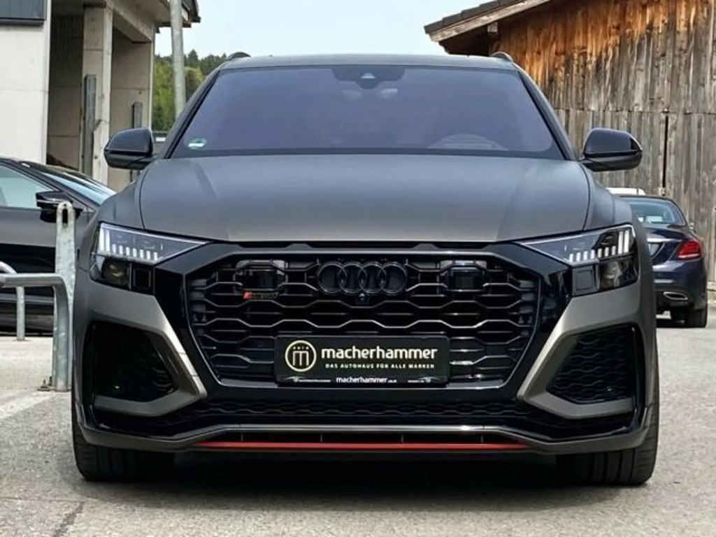 Audi RS Q8