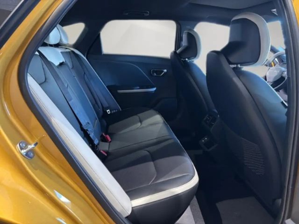 Kia K4