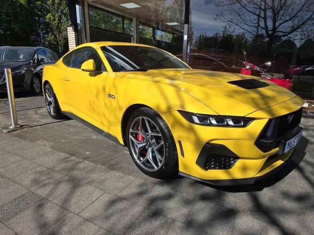 Ford Mustang 2024 Benzine