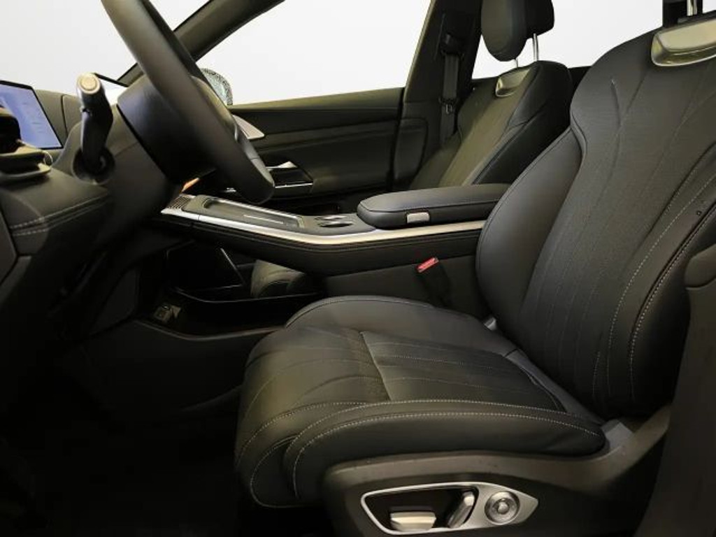 Xpeng G9