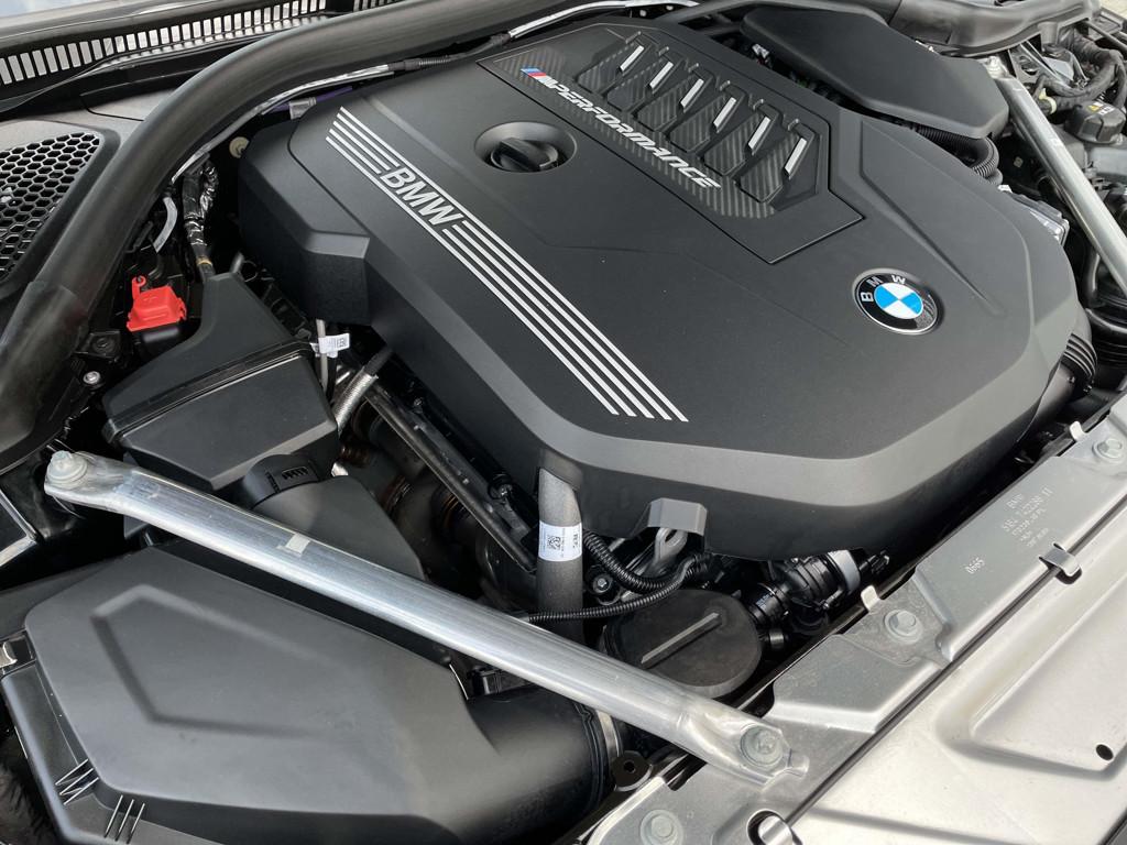 BMW M440