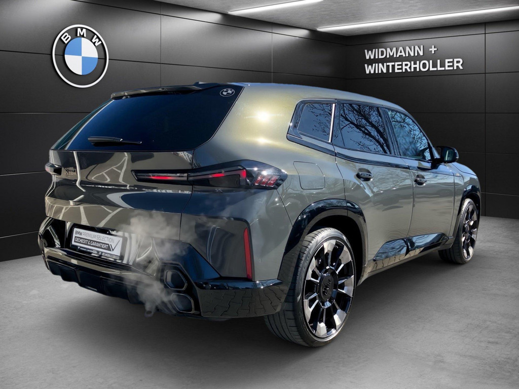 BMW XM