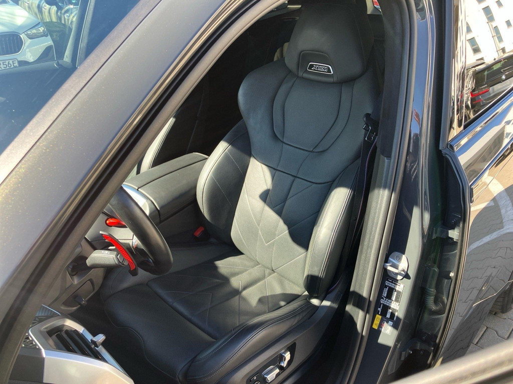 BMW XM